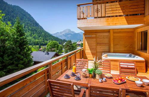 Solly Nook - OVO Network - Foto 1