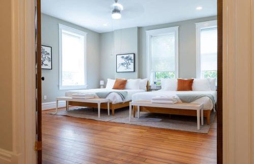 Gorgeous 5BR Storefront Home ABODEbucks - Foto 29