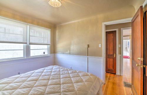 Sun-Dappled Retreat Walk to Restaurants! - Foto 19