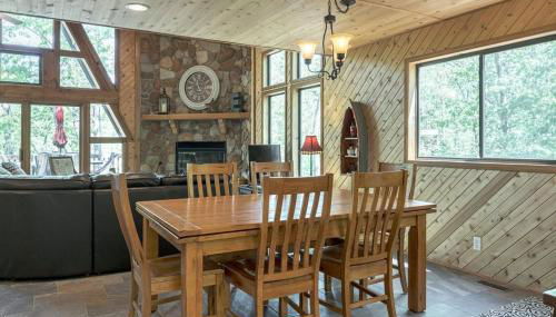 Tarnhouse Lakefront Cottage - Foto 4