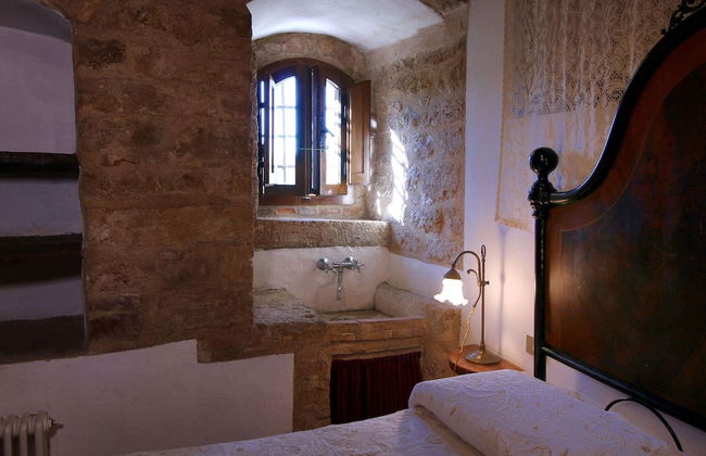 Historic Castle With View - Photo 5