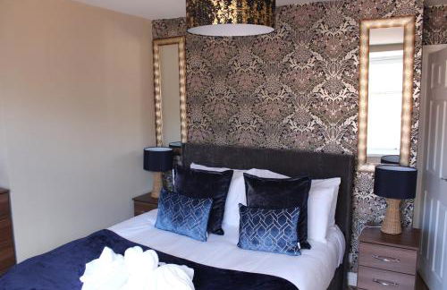 York Place Beautiful Apartment 5 Bedrooms Sleeps 9 - Foto 33