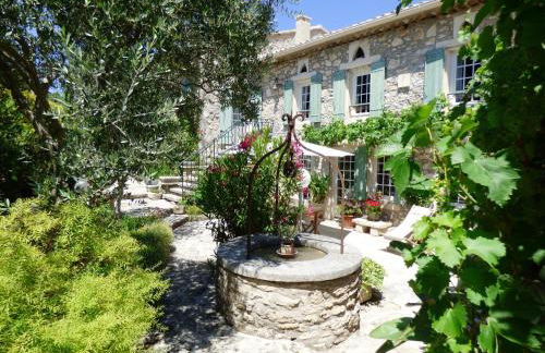 Semi-detached provencal farm with swimming pool - Foto 7