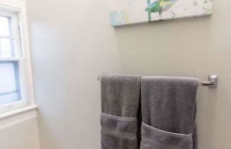 Jennifer's Unique Loft Near Brown 2 Parking Spots - Foto 21