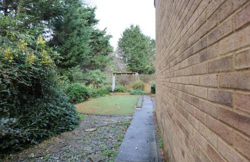 Orchard Place By N And N Stays, Perfect for corporate, contractor teams and families visiting the area, 3 Bed House with Private Parking, Semington Near Bath - Foto 67