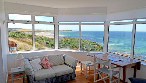 Bright comfy home, sea views and big skies - Foto 1