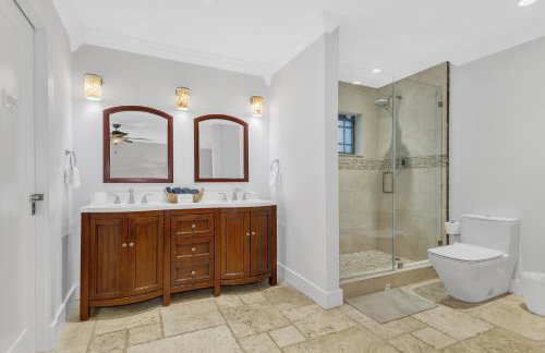 Tropical Oasis with Heated Pool and BBQ - Foto 17