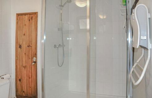 Gorgeous Home In Fontevraud L'abbaye - Photo 8