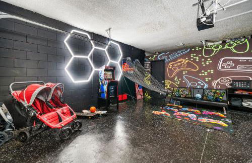 Beautiful 5BR 4 baths Themed home near Disney and Universal, Private Pool, Gameroom, baby Crib and more - Foto 31