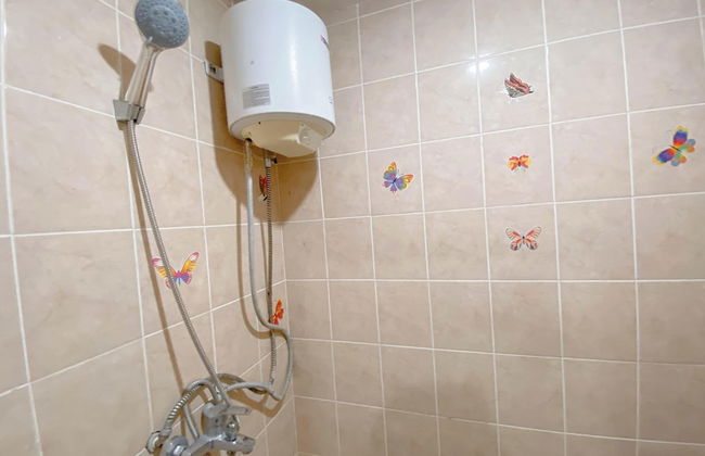 Great Deal Studio Room At Pinewood Jatinangor Apartment - Photo 7