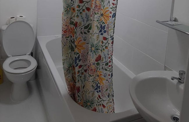 Newport 1-Bed Apt, Sleeps 2 near Train Station - Foto 7