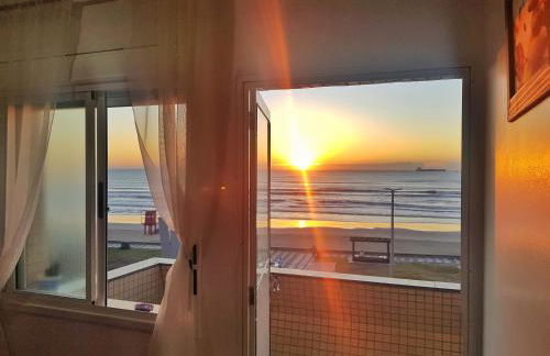 Incrível Sacada à Beira Mar APTO 3Q - Foto 31