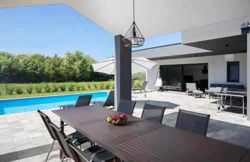 Vila Nora with heated pool - Foto 11