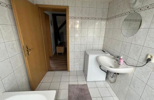 Ferienwohnung und Monteurzimmer Nähe Leuna, Merseburg, Halle und Leipzig - Foto 5