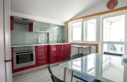 Ático con vistas inmejorables al puerto - Foto 4