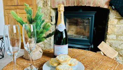 Cotswold Home over 4 floors - perfect for Families Friends Contractors - Foto 1