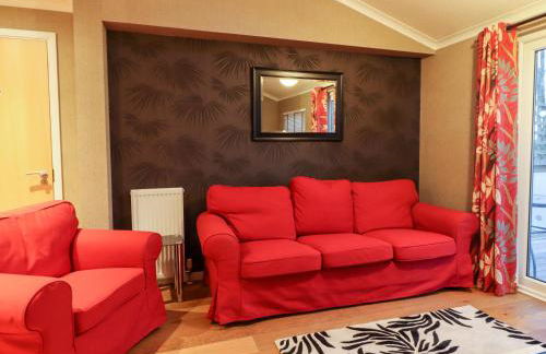 Washburn Lodge - Photo 3