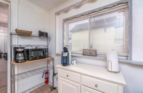 Beautiful Apartment on the west side in Buffalo - Photo 12