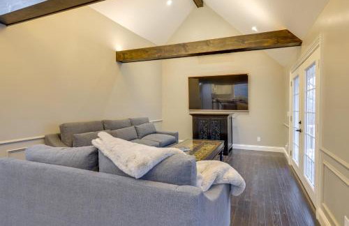 Easy Coast Access! Elevated Marthas Vineyard Stay - Foto 12