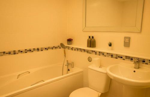 The Platinum Apartment- Cardiff Bay - Foto 2