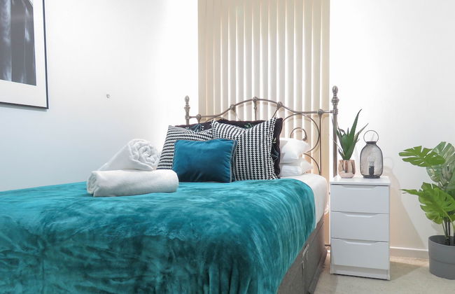 Tudors eSuites Apartment with 4 Beds - Foto 9