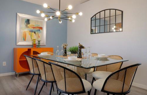 Making Dreams 4BR Family Villa with Pool and Game Room Near Disney Parks - Foto 5