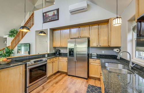 Peaceful Blue Ridge Cabin with Wraparound Deck! - Foto 10