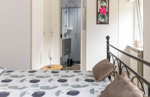 Sunlit Garden Escape Normandy - Foto 27