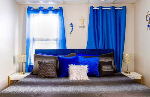The Sapphire Haven - Your Old Brooklyn Oasis Awaits Families, Couples, Business Travelers Near Downtown With Parking, 300 MB WiFi & Self Check-In - Foto 25