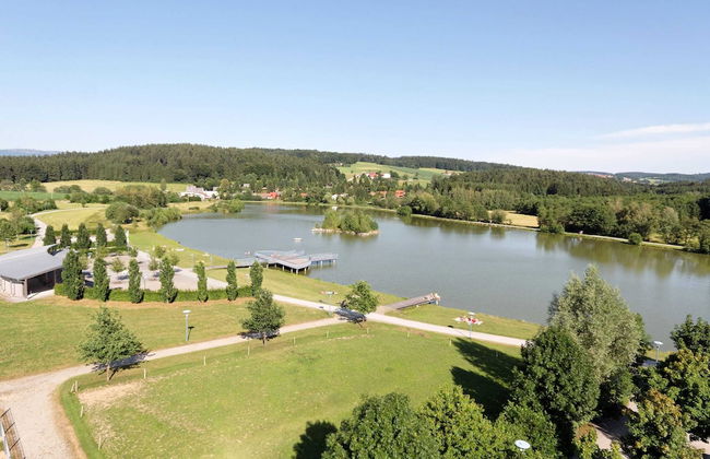 Detached Chalet with Terrace near Swimming Lake - Foto 15