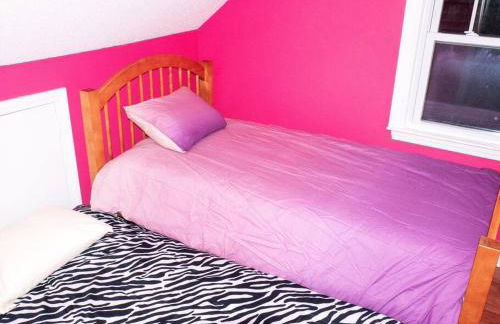 Spacious 4BR Home near Water Park, Pond & Beaches - Foto 2