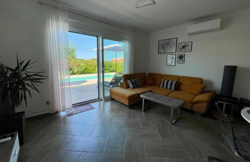 Pola kuće sa bazenom-Eja - Foto 63