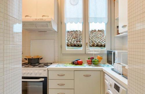 Iseo Portelle Holiday da Barbara - private parking & bike storage - Foto 9