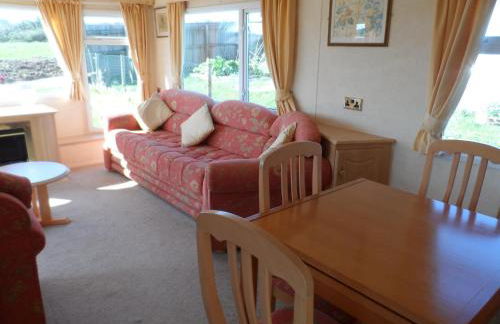 Luxury Mobile Home near Perranporth situated on a quiet farm - Photo 11