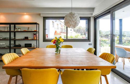 Tranquil large 6 bedroom family Villa sleeps 20 near sitges - Photo 19