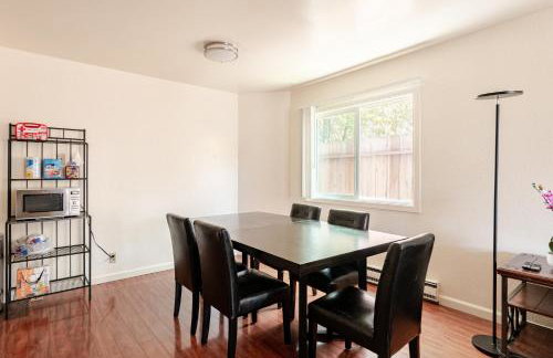 Modern & Cozy 2 Bedroom 2 Bathroom Sofabed Suite - Foto 18