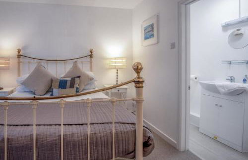 Caleb's Cottage - 4 Bedroom Cottage - Solva - Photo 54