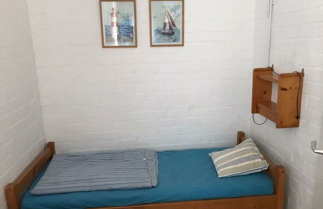 Welcoming Apartment Near Lake - Photo 5