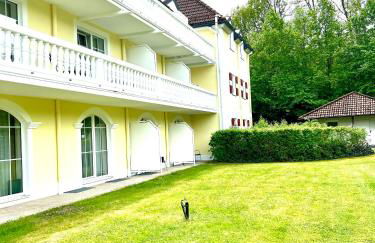 Bavaria Mountain Chalet DESIGN Ferienwohnung SKI Arber Osser Terrasse Sauna in Villa mit Bergblick bis 6 Pers - Foto 72