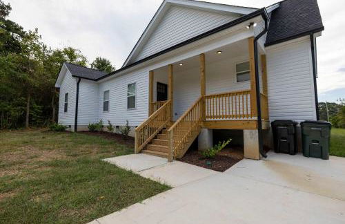 5 Min to Downtown - 12 to Elon - Deck - Wi-Fi - Foto 57