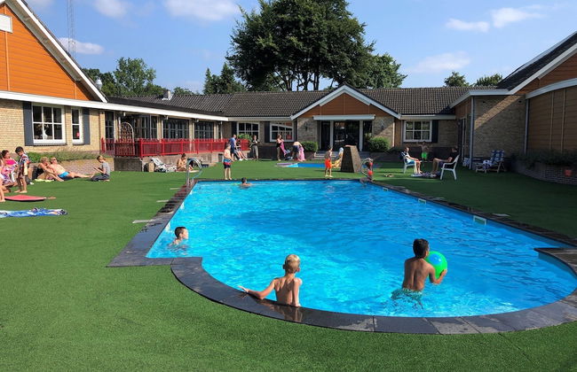 Chalet in Voorthuizen With Indoor Pool - Photo 17
