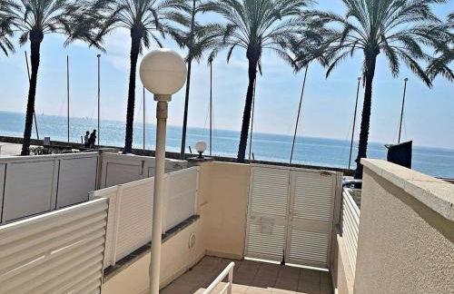 Precioso piso - 1ª línea de mar - Foto 21