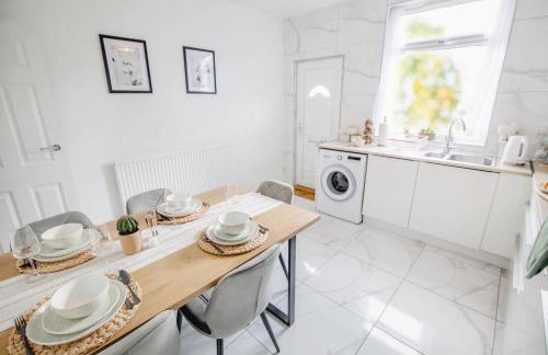 White Marble Residence Free Parking 12PPL - Foto 16