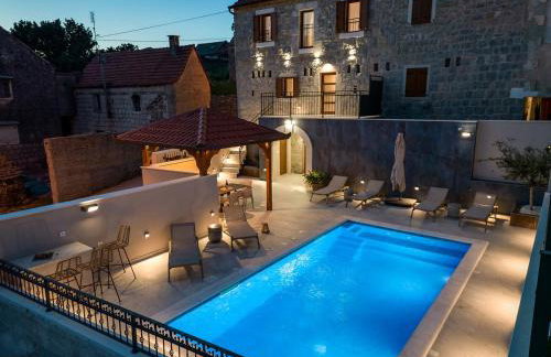 Charming Villa Perina with private heated pool - Photo 42