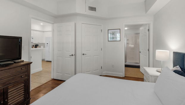 Pool, Fitness Center & Central Location - Foto 2, Habitación