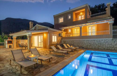 Elena Costa - Photo 8