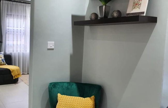 Posh 3 Bed Guesthouse in Hillside With Pool - 2039 - Foto 4