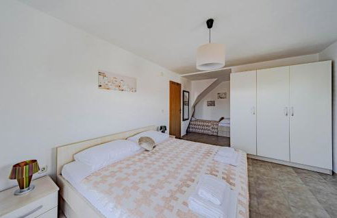 2 Bedroom Gorgeous Home In Hodilje - Photo 23