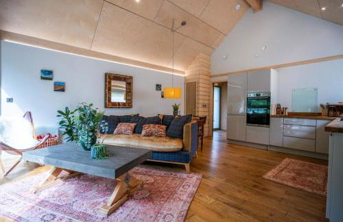 Rosemary Lodge 2BR with Hot Tub near Black Mountain - Foto 30