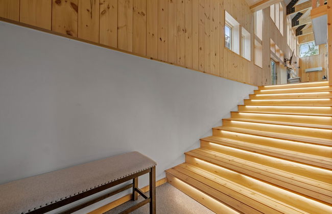 Ski Cabin w Hot Tub Gas Fireplace Near Cranmore - Photo 5